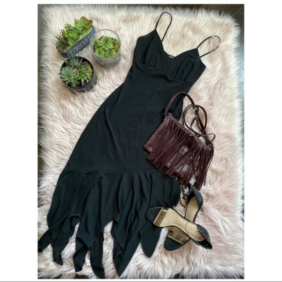 LE CHATEAU Black Ruffled Grunge Gothic Style Pleated Dress - Picture 5 of 13